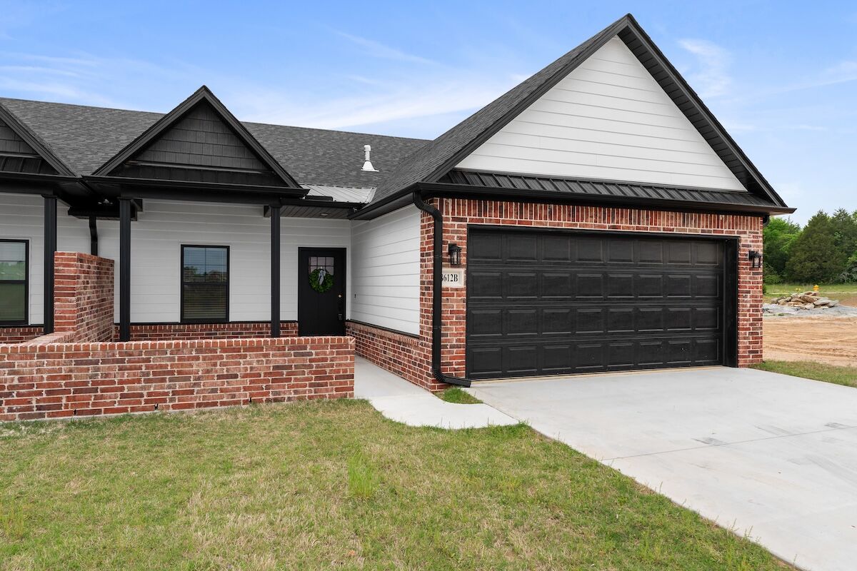 Abbington at Chaffee Crossing home exterior